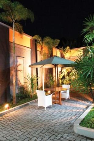 Pondok Villa Hotel 요그야카르타 외부 사진